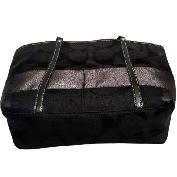 ๐ฟCOACH Signature Silver Stripe Legacy Canvas Tote๐ฟ - Picture 3 of 13